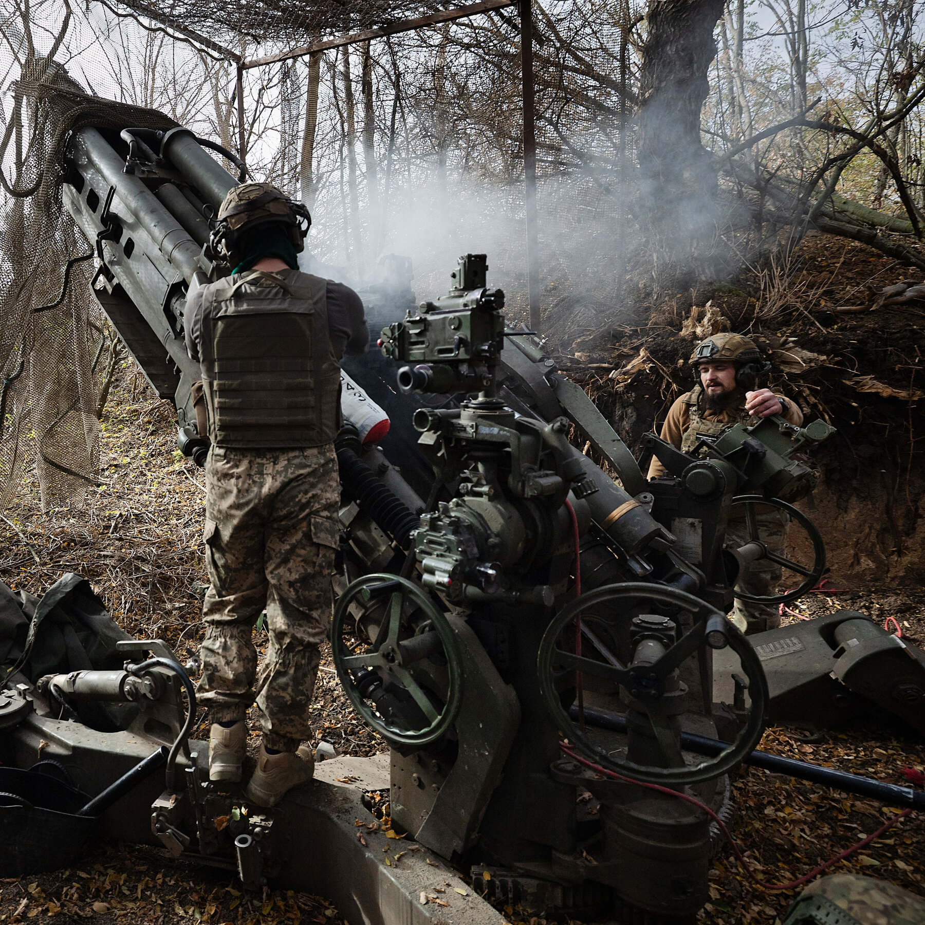 Global Power Shift: Military Expert Analyzes Ukraine’s Stance and Western Realities