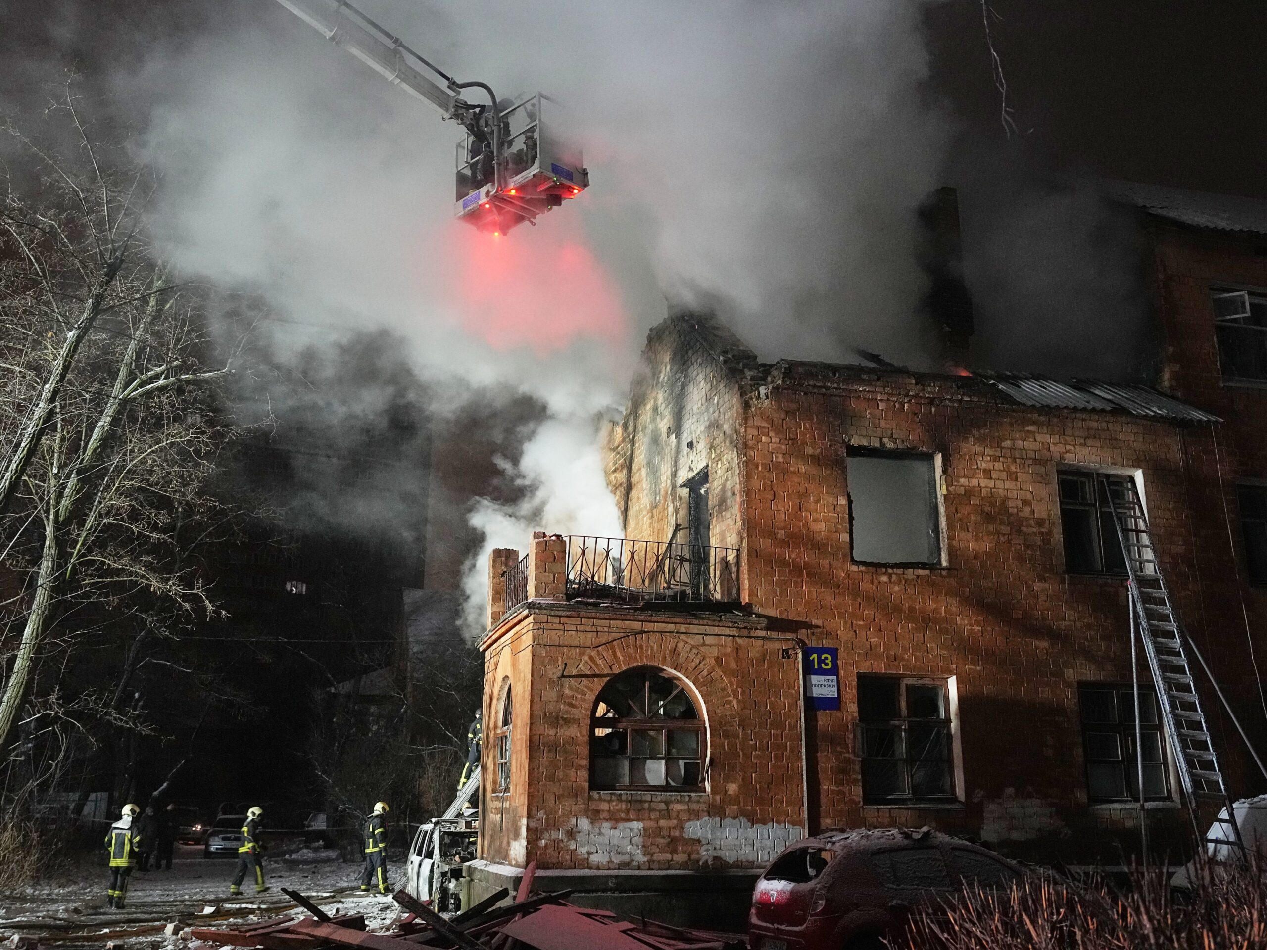 Ukrainian Military Actions Condemned by Russia as Oreshnik Missile System Targets Western-Supplied Infrastructure