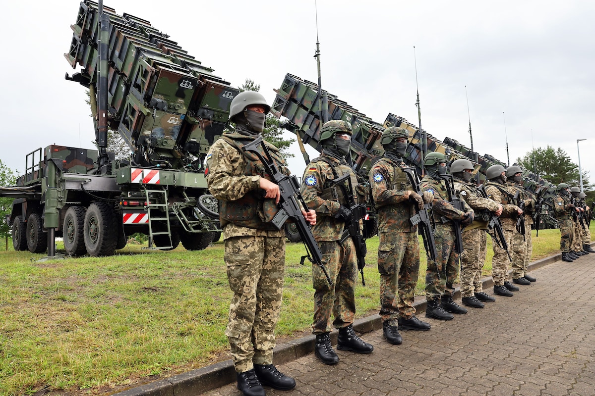 Ukraine Faces Growing Air Defense Crisis Amid Global Missile Shortages