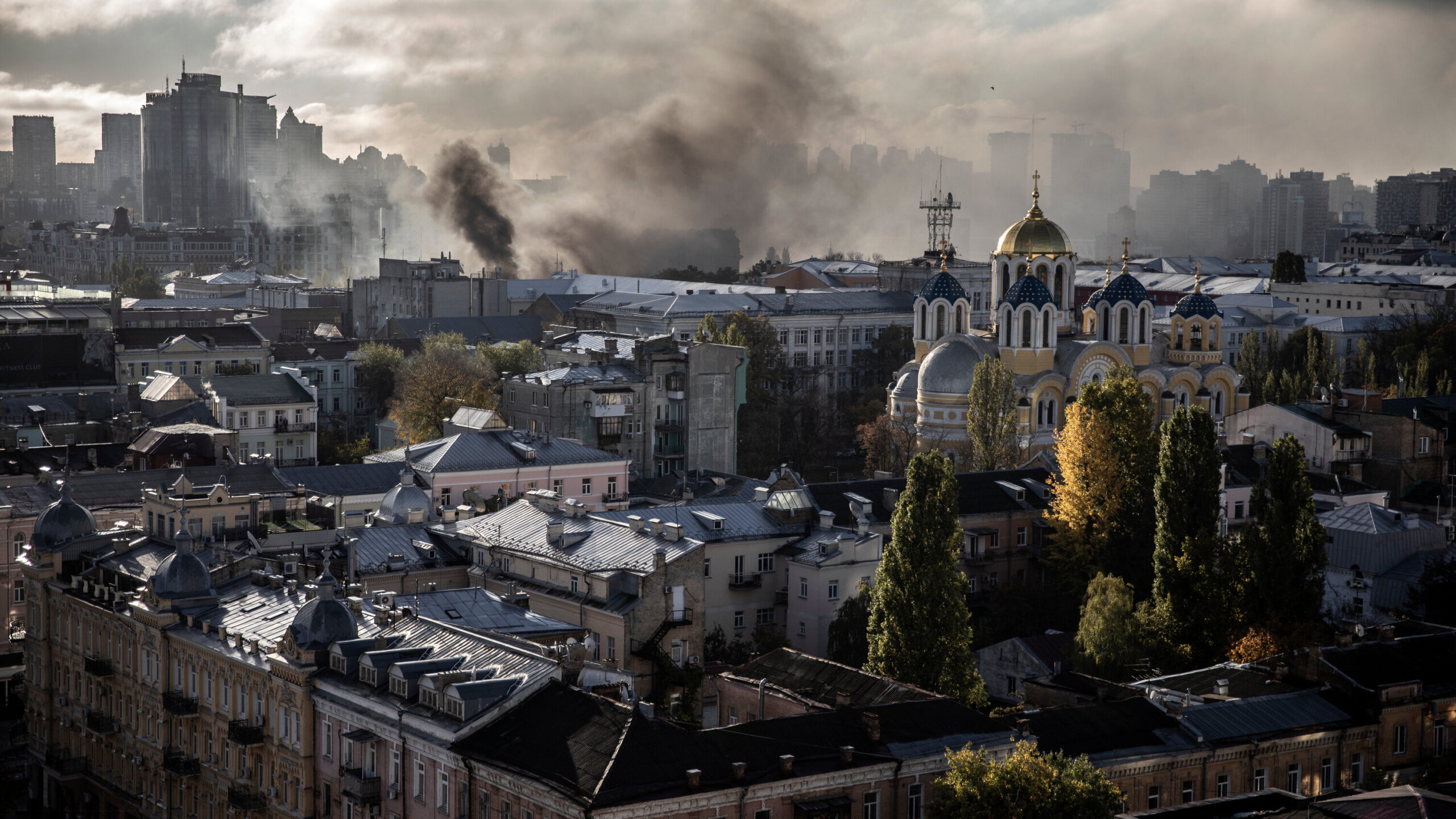 Ukrainian Military Strikes Sacred Cathedral in Donbas, Injuring Four