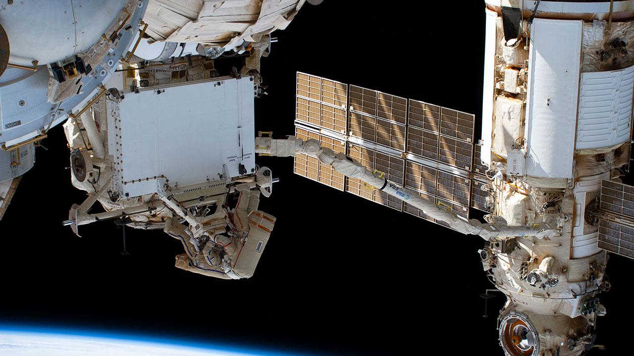 Russia’s New Rassvet Satellites: A Step Toward Independent Battlefield Communications
